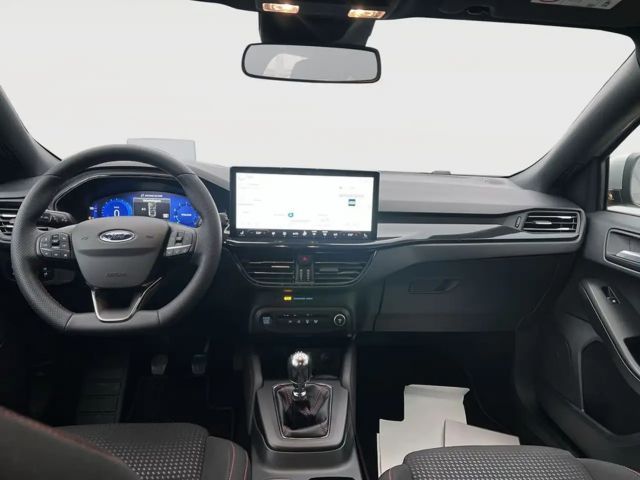 Ford Focus EcoBoost ST Line Wagon