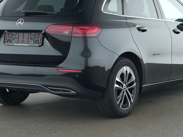 Mercedes-Benz B 180 AHK+Kamera+Lenkradhzg+Elektr.Heckklappe