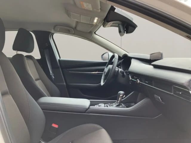 Mazda 3 Exclusive-line