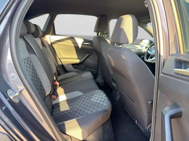 Volkswagen Taigo 1.5 TSI DSG R-Line