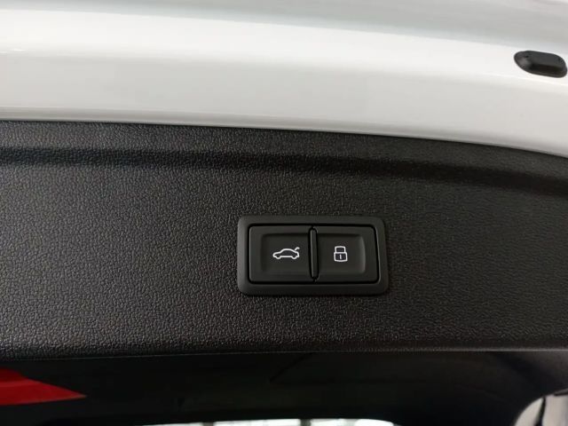 Audi A3 30 TDI Sedan