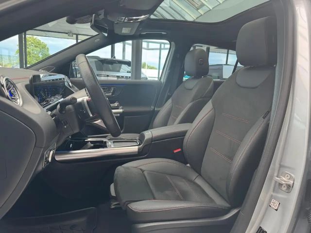 Mercedes-Benz EQA 300 4MATIC AMG Line