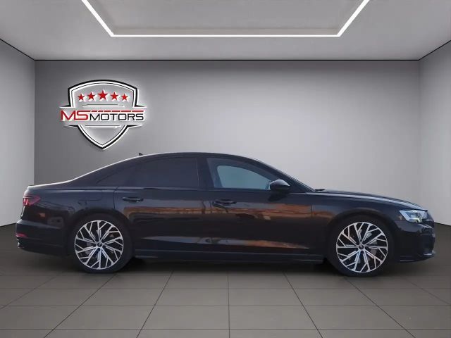 Audi A8 60 TFSI S-Line