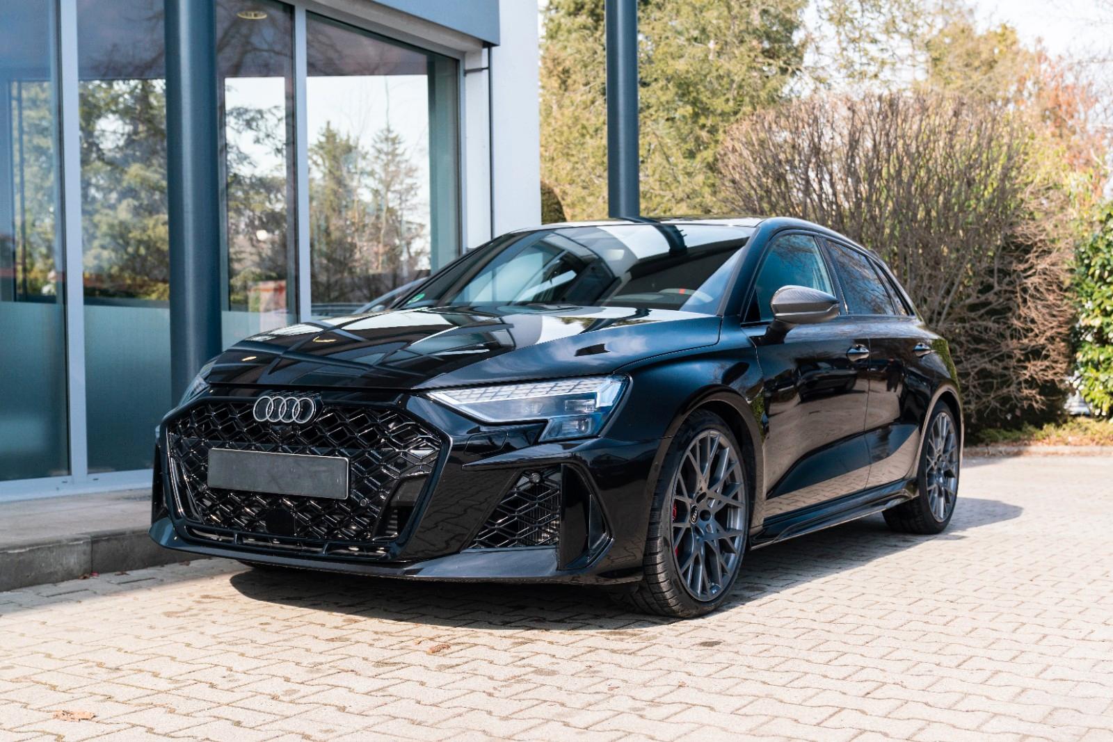 Audi RS3 Quattro Sedan Sportback