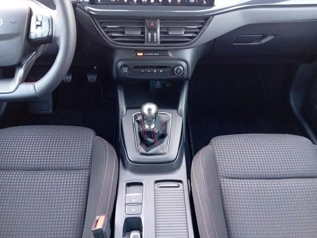 Ford Focus ST Line Wagon