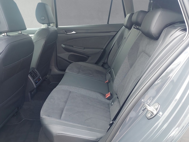 Volkswagen Golf 1.5 eTSI Style Variant