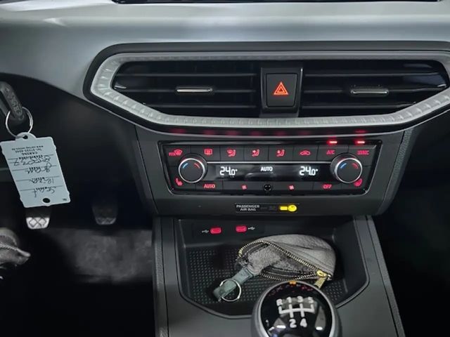 Seat Ibiza Road Edition  Navi Digitales Cockpit LED Apple Car