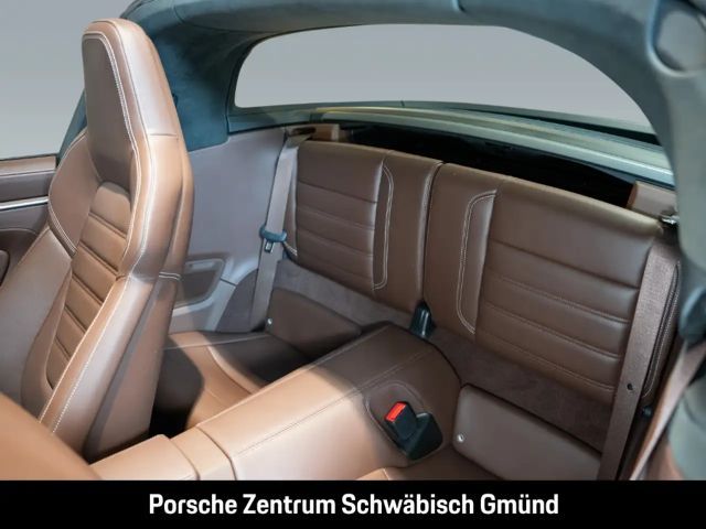 Porsche 992 4 Coupé GTS Targa