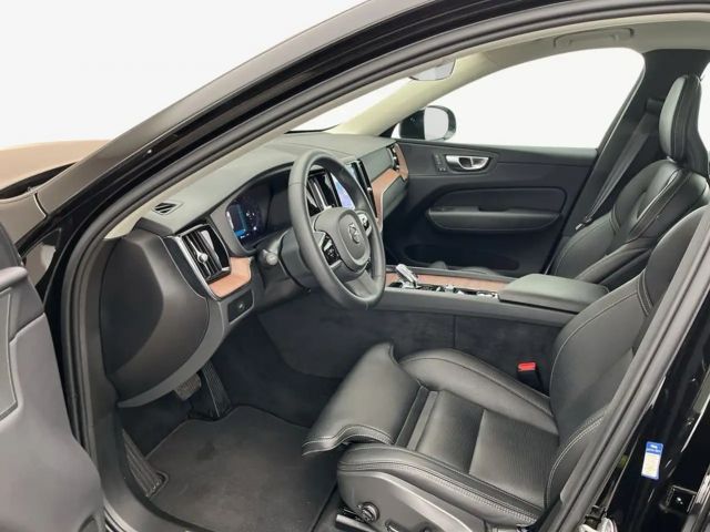 Volvo XC60 Dark Plus