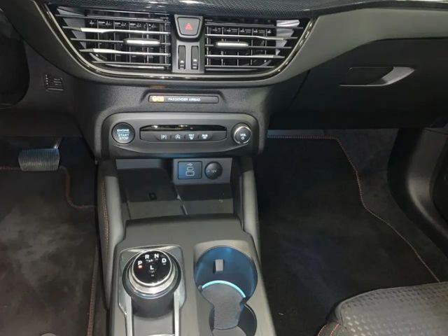 Ford Focus ST Line Wagon