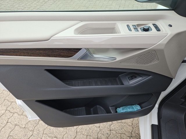 Volkswagen Multivan 2.0 TDI Lang T7