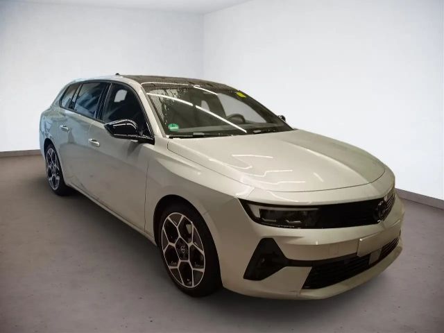Opel Astra Sports Tourer Ultimate