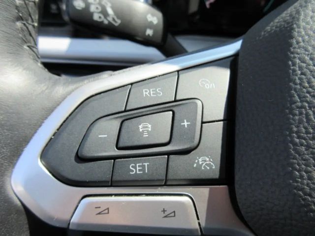 Volkswagen Golf 1.5 TSI Life