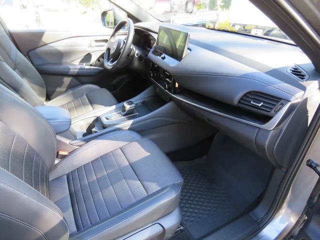 Nissan Qashqai AWD DIG-T Tekna