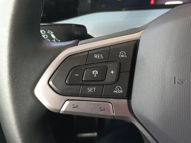 Volkswagen Golf 1.5 TSI