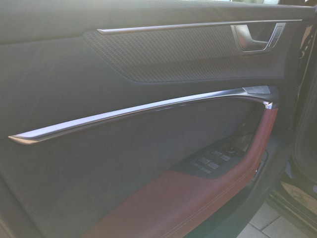 Audi S6 Quattro Sedan