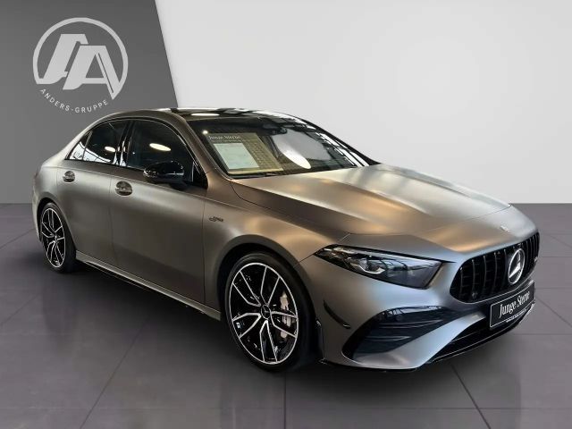 Mercedes-Benz A 35 AMG 4MATIC AMG Line