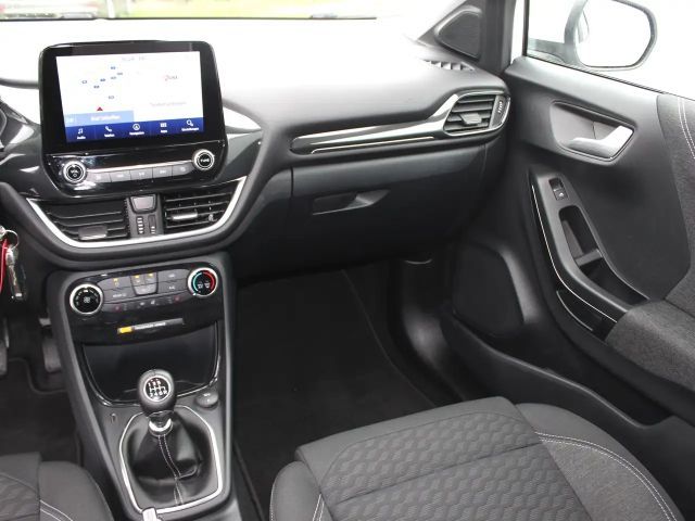 Ford Puma EcoBoost Titanium