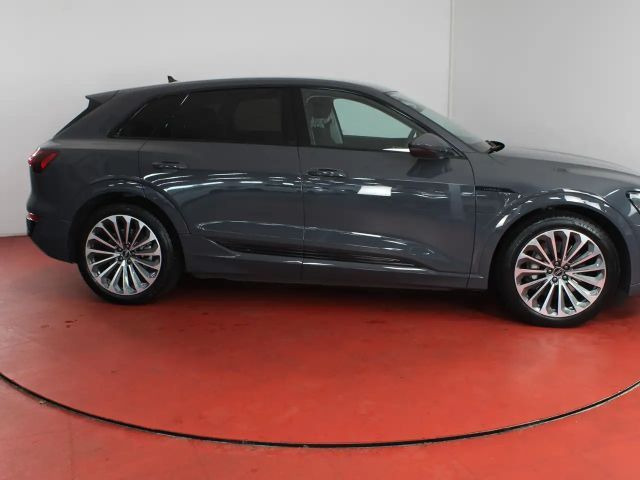 Audi Q8 e-tron 55 Quattro S-Line