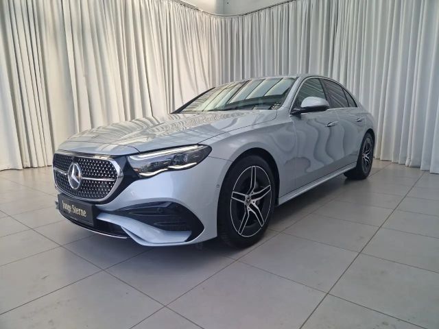 Mercedes-Benz E 220 E 220 d Sedan