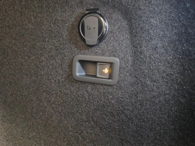 Volkswagen Golf Business DSG Variant