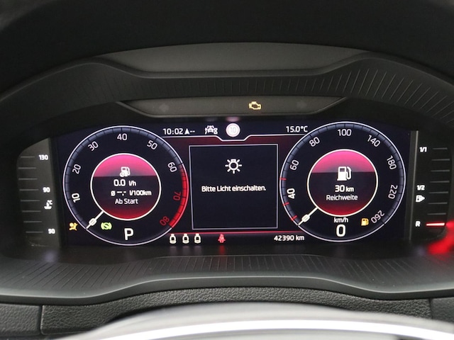 Skoda Karoq 1.5 TSI Ambition Clever