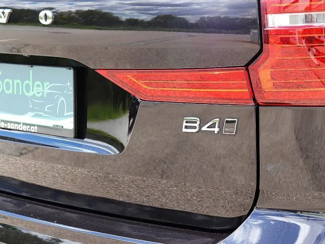 Volvo XC60 AWD Dark Geartronic Plus