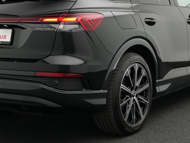 Audi Q4 e-tron SUV 45 e-tron Audi Q4 e-tron