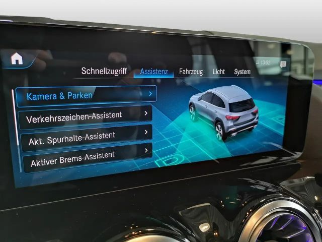 Mercedes-Benz GLA 180 AMG Line