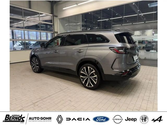 Renault Espace E-Tech Hybrid Iconic