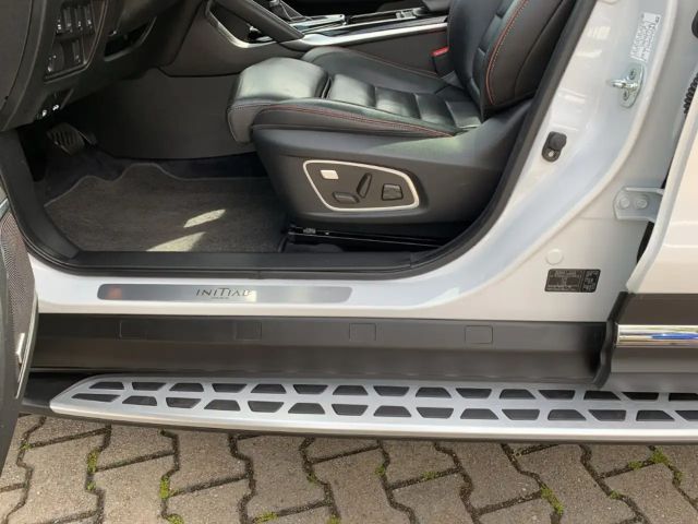 Renault Koleos Blue Initiale Paris