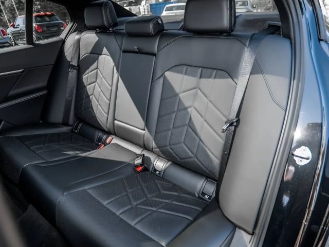 BMW 520 520i M-Sport Sedan