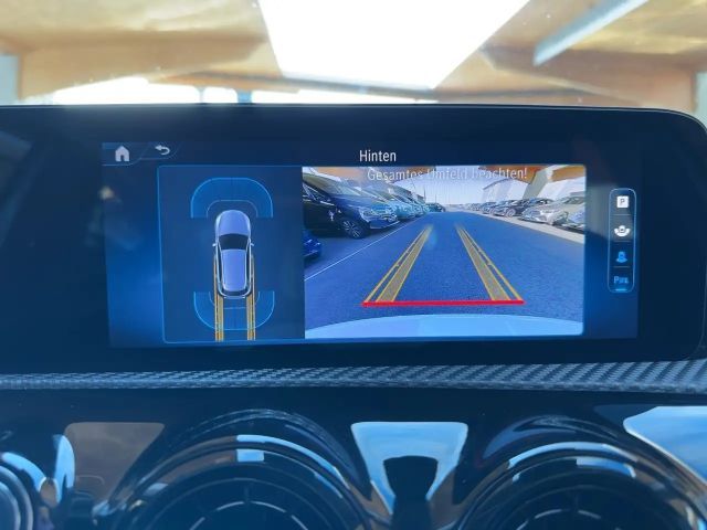 Mercedes-Benz A 180 A 180 d Hatchback