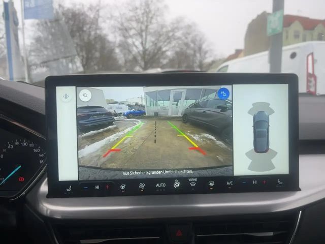 Ford Focus Titanium Wagon