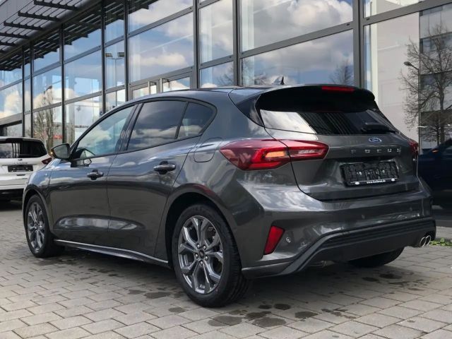Ford Focus EcoBoost ST Line