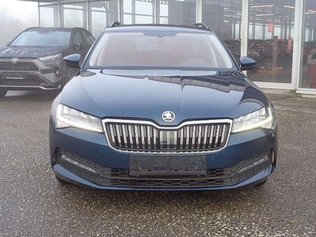 Skoda Superb Kombi 2,0 TDI DSG *LED *Navi *Leder *Top