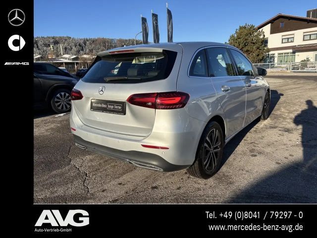 Mercedes-Benz B 180 Progressive
