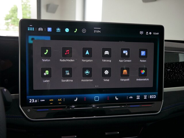 Volkswagen Passat R-Line eHybrid