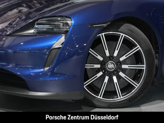 Porsche Taycan Surround-View Abstandstempomat Panorama