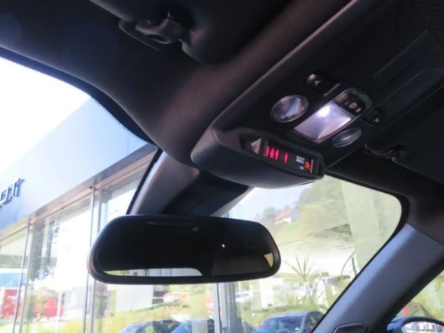 Peugeot 2008 Allure Pack BlueHDi EAT8