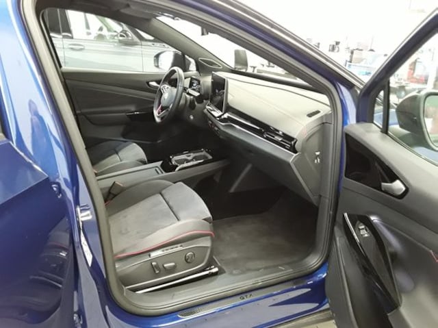 Volkswagen ID.5 AHK Pano NP73 Massage HUD Wärmep