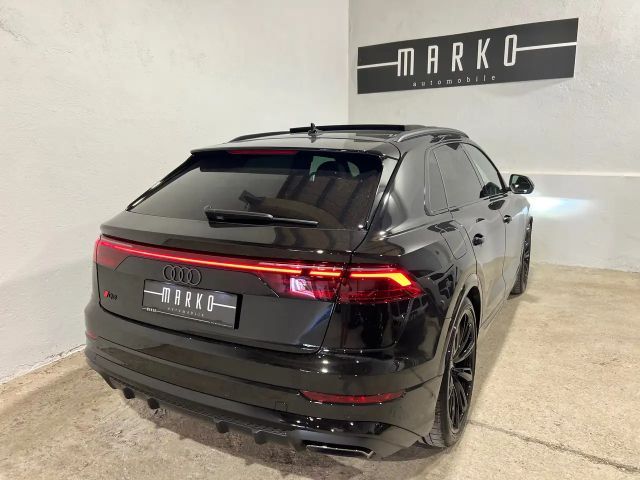 Audi Q8 55 TFSI Hybride Quattro