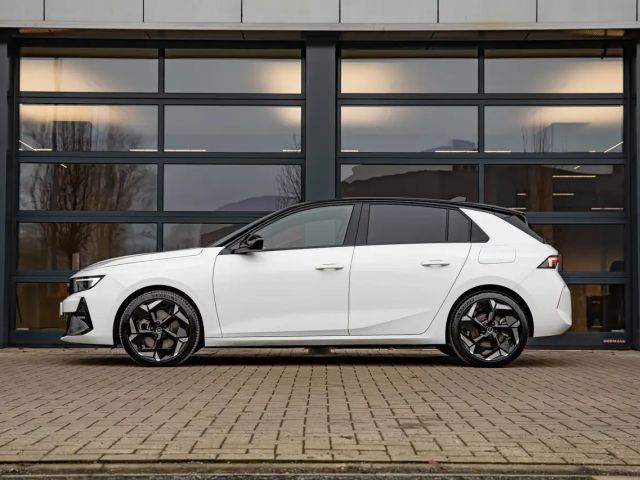 Opel Astra GSe Hybrid