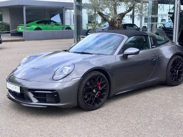 Porsche 992 4 Cabrio S Targa