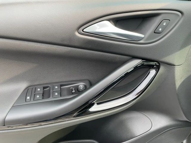 Opel Astra Sports Tourer Ultimate