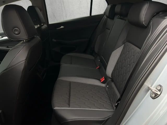 Volkswagen Golf 1.5 eTSI DSG Golf VIII