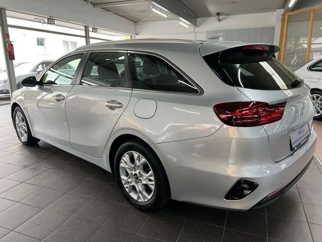 Kia Ceed CRDi Vision