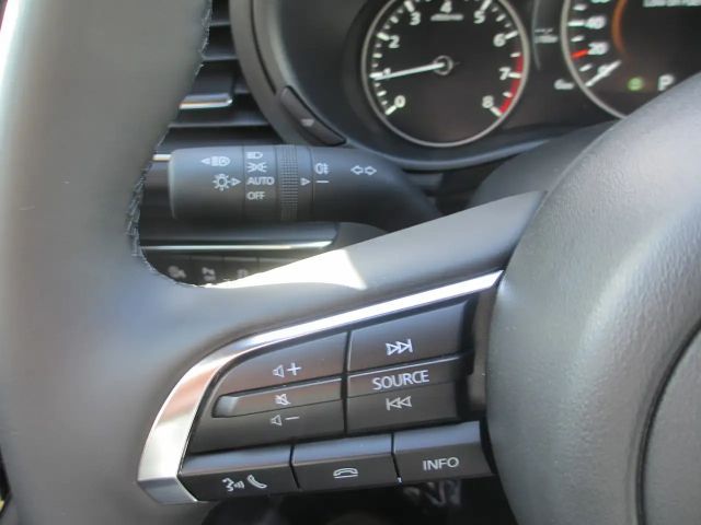 Mazda 3 Mazda3 /SP/G140/AT/Centre-Line Modell 2025