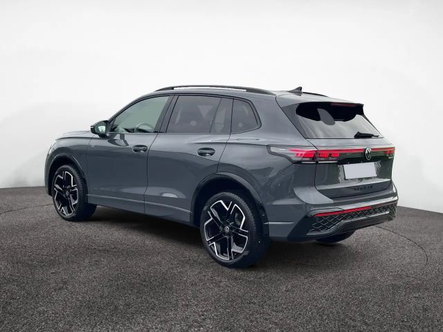 Volkswagen Tiguan 4Motion DSG R-Line