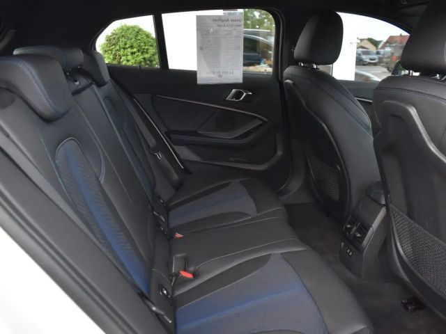 BMW 118 118i M-Sport Sedan